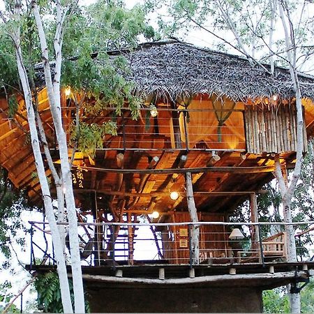 The Saraii Tree Lodge Tissamaharama Exterior foto